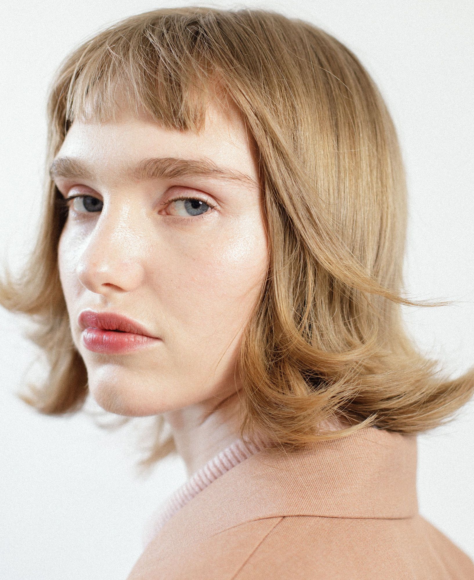 Make-up and hair by Sofiia Tovkun